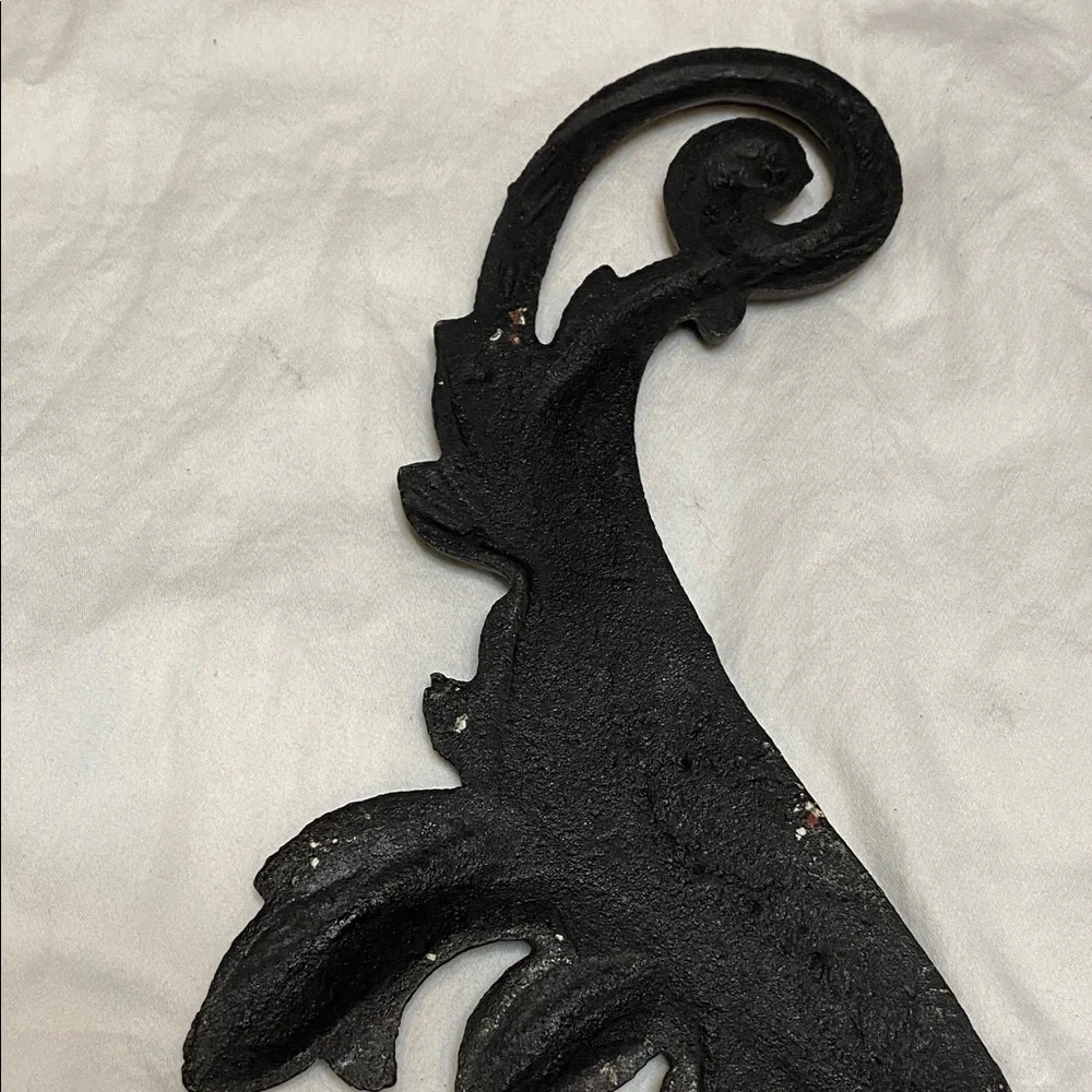 Set of 3 Vintage Dark  Brown Swirl Cast Iron Wall Decor Set. Each one 1.6 lbs.
